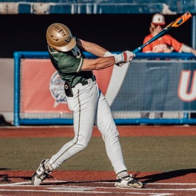 Viera, FL📍 6’0” 190 4.3 GPA ⚾️🏈Florida Canes Scout⚫️🟡—Viera High School🟢🟡 2025 Grad Instagram: dominic.leoni34