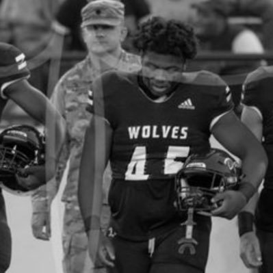 5’11 225d-line/linebacker wrestler 3.7 GPA @Dothanwolves M.Y.U.T. email: mykel.lowe77@gmail.com phone number: (334) 803-9483