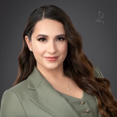 First Gen | Puerto Rican 🇵🇷 Interest: IM, Gastroenterology, Advanced Endoscopy or Neuro GI🩺