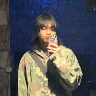 lopdaplop's profile picture. hmmmmm