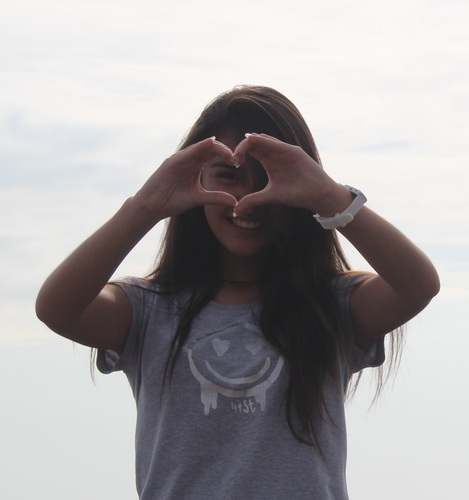 Music on, World off. ♥