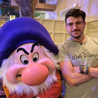 🏰 Walt Disney Imagineering - Show Programmer 🎠 Former Efteling & PR Eng. DisneyAlumni ‘17 🐭 He/him.Opinions are my own and dont rep the company.IG @Themepasq