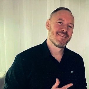 From the UK🇬🇧 Hybrid @LFC & @NFFC fan, sports fanatic,world traveler, casual musician & gamer @majorweapon instagram: Therchappell