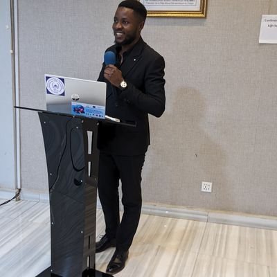 Coordonnateur du parlement débout des jeunes du Sud-Kivu, Entrepreneur,DG des Ets Jodib, Jeune Innovateur Pour la Paix dans la Région des Grands Lacs , Artiste.