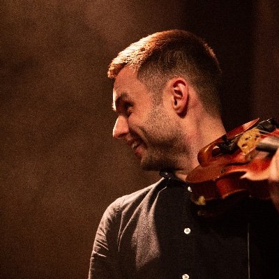 Orcadian multi-instrumentalist with @gnossmusic 
Scots Trad Music Awards 'Musician of The Year' nominee 2023
BBC Radio Scotland Young Trad Finalist 2021 🎻