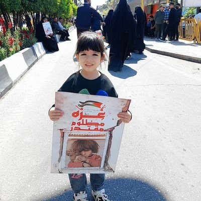 Ava98460657's profile picture. فَإِنَّ مَعَ الْعُسرِ يُسراً

إِنَّ مَعَ الْعُسرِ يُسراً (الشرح- ۵،۶)

به يقين با (هر) سختى آسانى است.

(آرى) مسلما با (هر) سختى آسانى است.