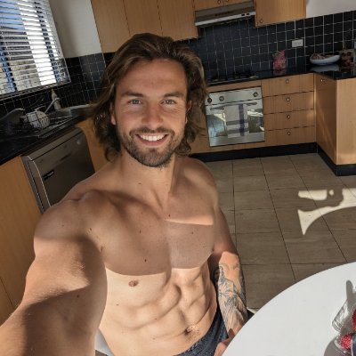 Fitness & Travel 🌄🌇 Check my linktree 🔗 for more 🥵🔥