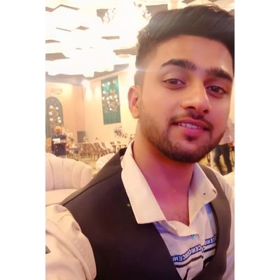 Zubairxhandle's profile picture. Open to SDE I  intern role || DSA with Java|
Leetcode | Front-end Developer || React Expert