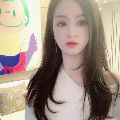 Beatrix8711's profile picture. 