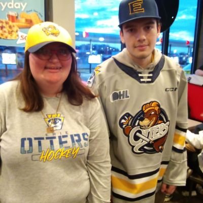I love  the Erie  otters  I love  to sing  and  dance  and hang out with friends and I love to watch  destination fear  #dakota laden