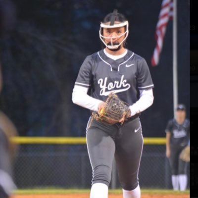 5’6- York Comprehensive HS Varsity softball since 7th grade , 2027 🎓4.1GPA /ss / 2b / pitcher - Bandits NC National Brooks 16u email: peytonbroo@icloud.com