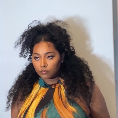 26💜 Twitch Affiliate trying to make partner.| https://t.co/ICYCkv6262 Cosplayer 🎨