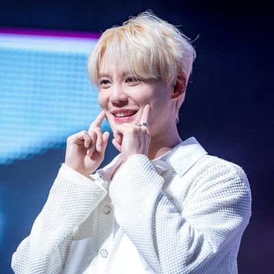 𝐎𝐧𝐥𝐲 𝐗𝐈𝐀
1n 학생 코코넛🥥
실수하면 둥근말투로 알려주시면 감사하겠습니다!!☺️
선뎀완전환영!🌟
🩷오직 시아준수만🩷
fan_account