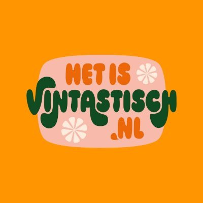 Hier bij Het is Vintastisch deel ik graag mijn passie voor vintage en retro met jou. Voel je verbonden met het verleden, en creëer nieuwe herinneringen.