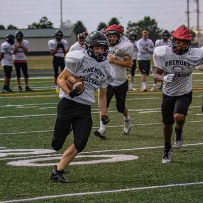 5’7 157 | Class of ‘27 RB/LB | Fremont HS | 3 Sport Athlete | Track & Field 100, 200