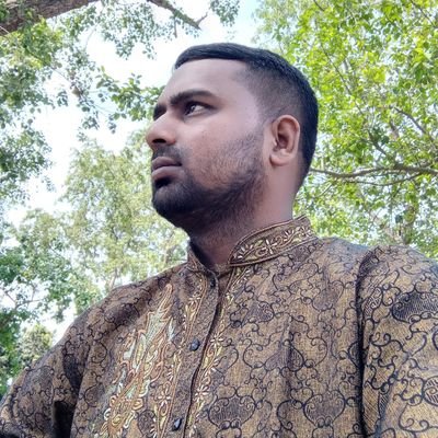 পৃথিবীতে অনেক ভালো ছাত্র আছে, কিন্তু ভালো মানুষ আছে কয় জন? সুতরাং......