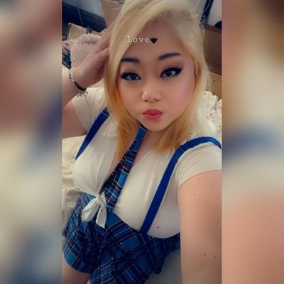 I❤️anime’s & FOOD🍱 I❤️Kpop & singing🎶 🎮 Gamer Girl 4life🎮 Asian Hmong american🇱🇦🇺🇸 Age 30 hight 5’1 single Enjoying outdoor and traveling ✈