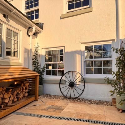 200 year old Georgian Holiday Cottage in Dawlish, Devon (England, UK)