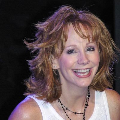 Long-time Reba McEntire and Chicago Cubs fan and have met the Queen (Reba) 6 times (so far!). Fan Account