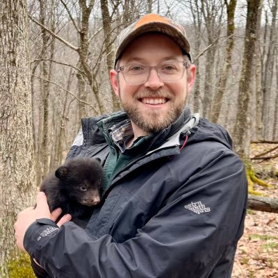 Director of Communications @marylanddnr. Reach me at andrew.metcalf(at)https://t.co/us8oubJCy5. Former @chesapeakebay media relations mgr and MD local news reporter