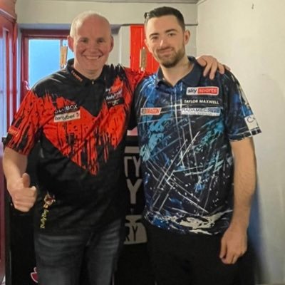 martyb21's profile picture. all round sports fan 👍🏻 #lufc supporter, darts fan🎯snooker fan , golf also ⛳️