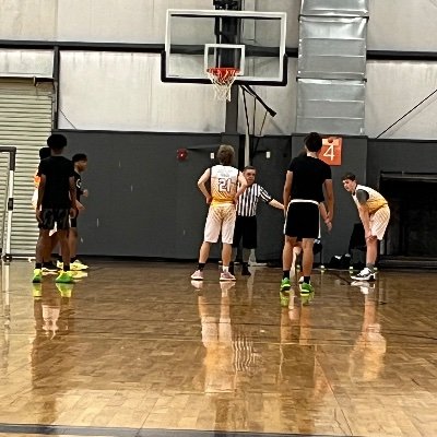 C/O 2027 | 5’9 | 3.9 GPA | 150lbs | Small Forward | Tyler Legacy HS | @WeBelieveBBall 💛 |