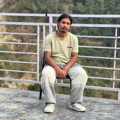 कैँ काम नौलो नगरी नजाउ, अकालमै हे म मरी नजाउ, आयुष्य देउ, भविष्य देउ। म भित्र जिवन्त मनुष्य देउ। 🔞