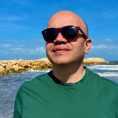 La vida es una película y no quiero perderme el final.
Opiniones personales. Circule por la derecha.