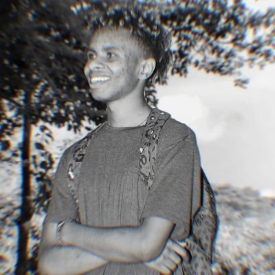 045Ianballer's profile picture. Deep voice and messy hair. Also, tall and cute.