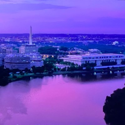 StacyInWDC's profile picture. Love Jesus, God’s creation, and learning languages