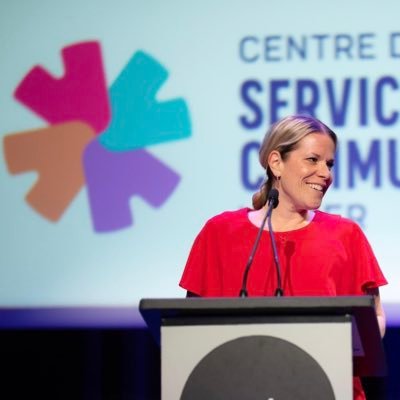 Directrice générale du @cscvanier, avocate, maman, franco-ontarienne de Cornwall & amatrice de plein air.