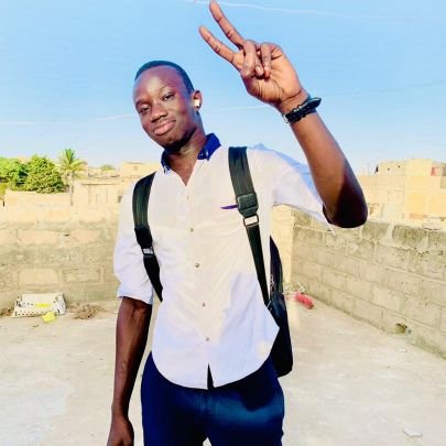 Muslim📿🕌
Seneglese Boy 🇸🇳
Culer💙❤️