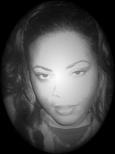 I'm a Booking Manager in the Motor City Looking to work with Promoters and Artists all over the world.  Let's Get It!