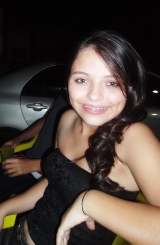 Gaucha, canceriana e colorada.
