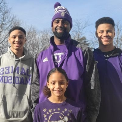 Father, educator, coach, cook, and overall good guy trying to make it!  💛💜 JMU/FCPS/SLHS/BCHS
AP @Hughes Middle School