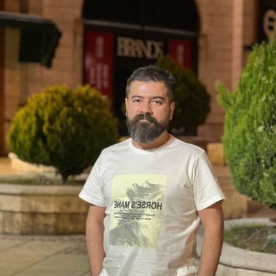 اکاŁŲŖ ŁŲØŁŪŁ
((پŁŲ±ŪŲ§ ŁŲ³ŲŖŁ
)) Ų Ł¾Ų±ŪŲÆ. artophile, film lover, diary writer, trying to be a blogger. پŁŲ±ŪŲ§ ŁŲ³ŲŖŁ
ŁŁŪ ŁŁ