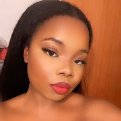 iamlornelina's profile picture. wedding planner & eventstyliste • CEO & FOUNDER of The House Of Lovangeau• https://t.co/vmChy6qhgT