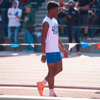 Class of 24’l Football&Track l Fresno City l 5’11 175 l Collegel Email: visualsbytj11@gmail.com l DB/ATH l Long Jump Triple Jump 4x1 100 200