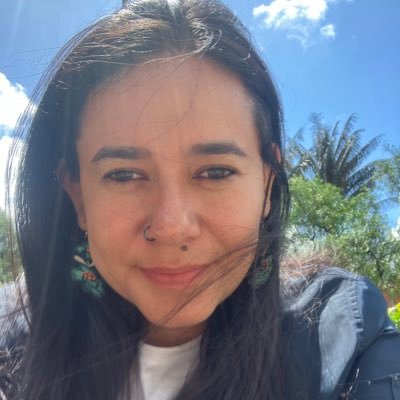 AndreillaR's profile picture. Trazando la Geografía Colombiana //Rock and Roll vos me diste libertad!