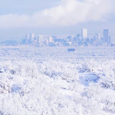 français du côté du Quebec. la France 🇫🇷 est belle de très loin.