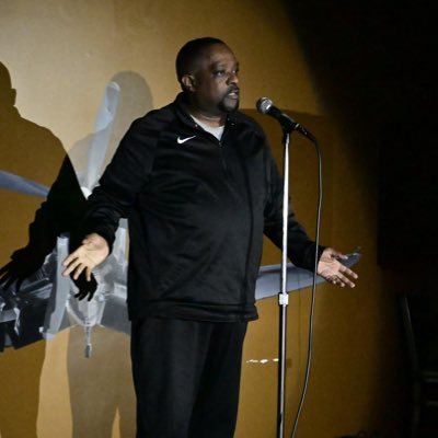 I am Comedian Richard Jones. One of the best in the city!! For bookings J.Richard38@YaHoo.Com. or reach out to my Managers @Kavunjay on Twitter