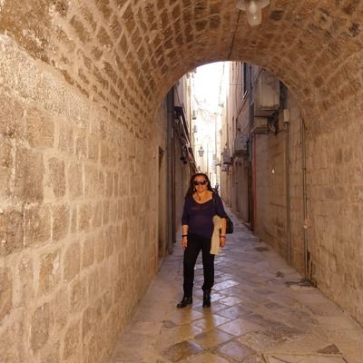 Guia espiritual maya. Lograremos el desarrollo humano con educación y salud, la corrupción no tiene ideología. Apoyo los derechos humanos,la libertad de ser