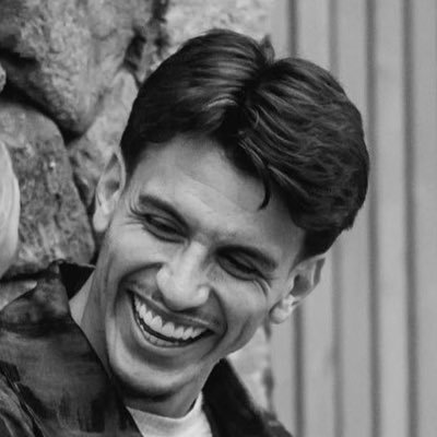 Eng5King's profile picture. ملكي نخبوي ، مهندس في رابطة الملوك 💚🤍