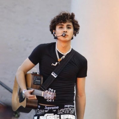 dannyluxCharts's profile picture. Tu cuenta de actualizaciones, charts sobre dannylux🐯🦋