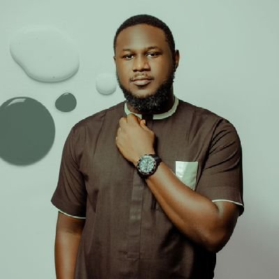 Beloved son of God | Pharmacist | Tech-enthusiast | dodo-lover | Compere | Voiceover Artist