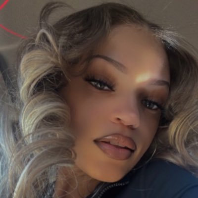 #LLM 💙 | IG: KaeBella_|