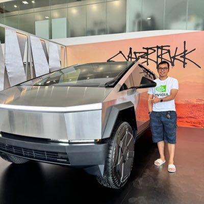 nerdkmutt's profile picture. วิศวกรต็อกต๋อย ถึงแม้จะจบเครื่องกลแต่ก็ชอบ IT, เรื่องรถมันอยู่ในสายเลือด แค่หลงรัก Technology ๏ Gadget ๏ EV