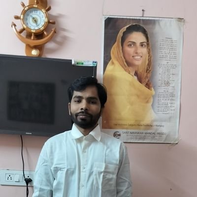 ravinitp's profile picture. Coding addict , GoLang enthusiast