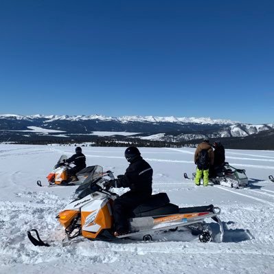 oops1squirted's profile picture. 