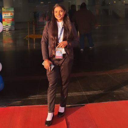 Nancy_kushwah81's profile picture. CS aspirant👩‍🎓
Graduate💥
Creating my own sunshine 😌 
 #Simplicity is the key to brilliance #